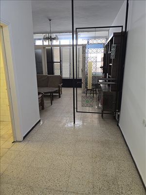 דירה להשכרה 2 חדרים בבת ים דניאל 
