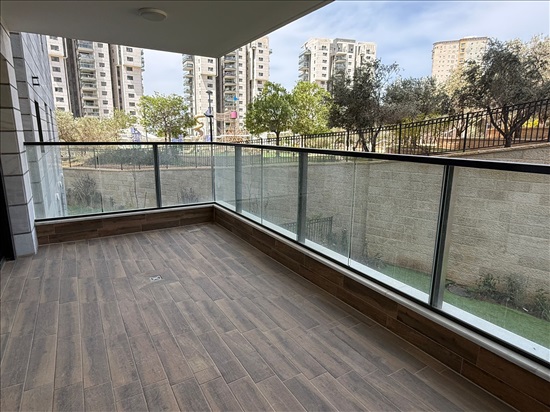 תמונה 5 ,דירה 4 חדרים להשכרה בחיפה, אלמוג, רמת חביב - הנשיא