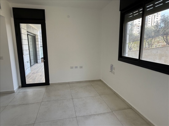 תמונה 6 ,דירה 4 חדרים להשכרה בחיפה, אלמוג, רמת חביב - הנשיא