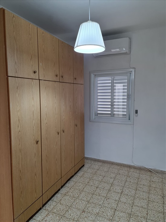 תמונה 7 ,דירה 4 חדרים להשכרה בהרצליה, אבן שפרוט, 