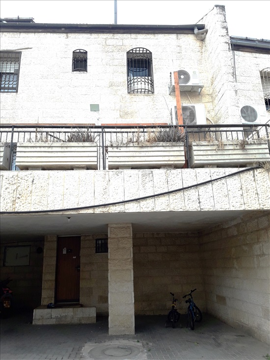 תמונה 7 ,קוטג 6 חדרים להשכרה בירושלים, יגאל אלון, רמ