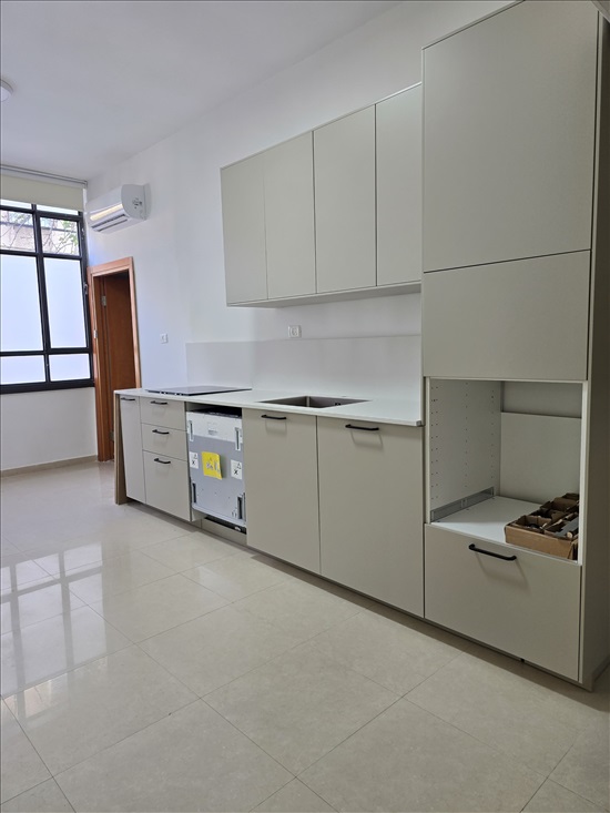 תמונה 1 ,דירה 4.5 חדרים להשכרה בחולון, סוקולוב 96, אגרובנק