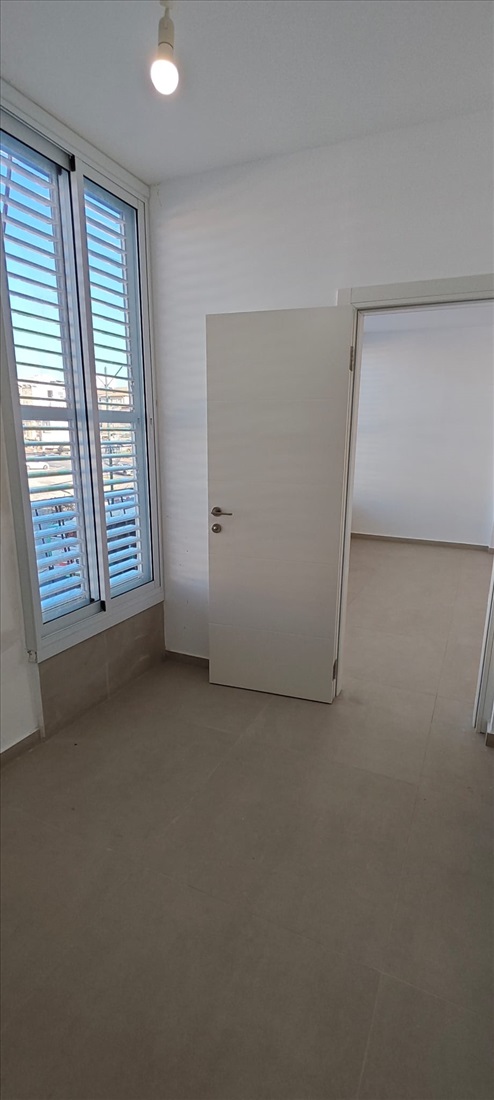 תמונה 5 ,דירה 3.5 חדרים להשכרה בראשון לציון, ז'בוטינסקי 27, רמז