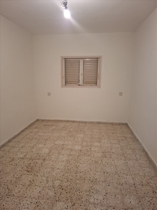 תמונה 5 ,דירה 4 חדרים להשכרה ברעננה, אליעזר יפה 27 , 