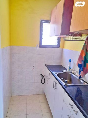 תמונה 5 ,דירה 2 חדרים להשכרה ביקנעם עילית, האיריסים, ישנה