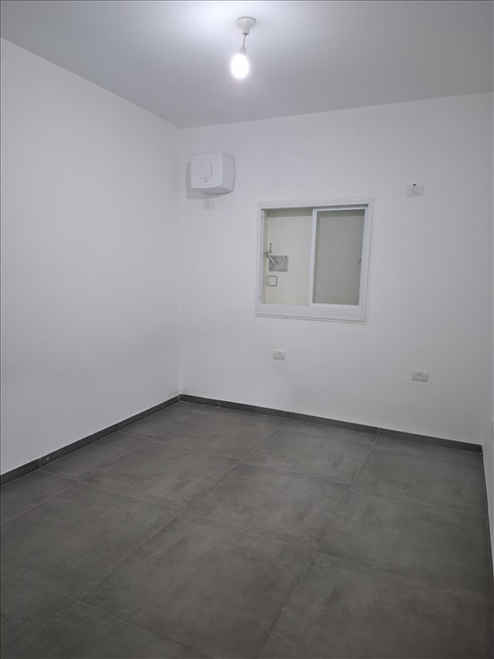 תמונה 2 ,דירה 4 חדרים להשכרה בטבריה, ביאליק, 
