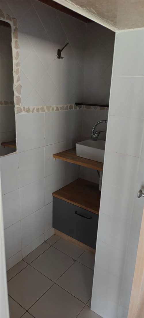 תמונה 2 ,דירת גג 2.5 חדרים להשכרה באילת, המלך אחז, 