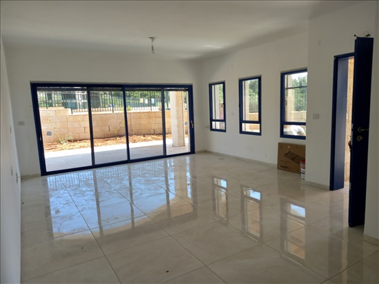 תמונה 3 ,בית פרטי 6 חדרים להשכרה בנווה זיו, דרך החורש, 