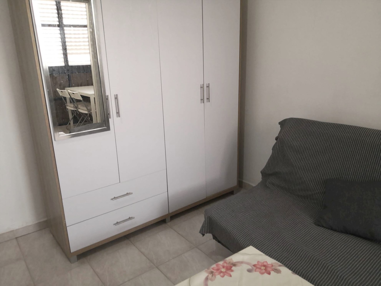 תמונה 2, דירה 1.5 חדרים להשכרה ברמת גן, הראה, יד לבנים