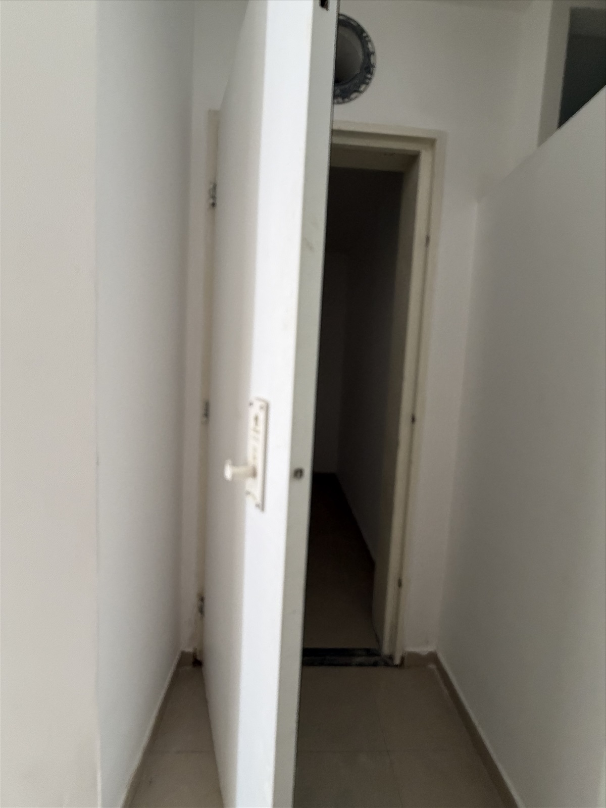 תמונה 2, יחידת דיור 3 חדרים להשכרה בגן יבנה, הקציר