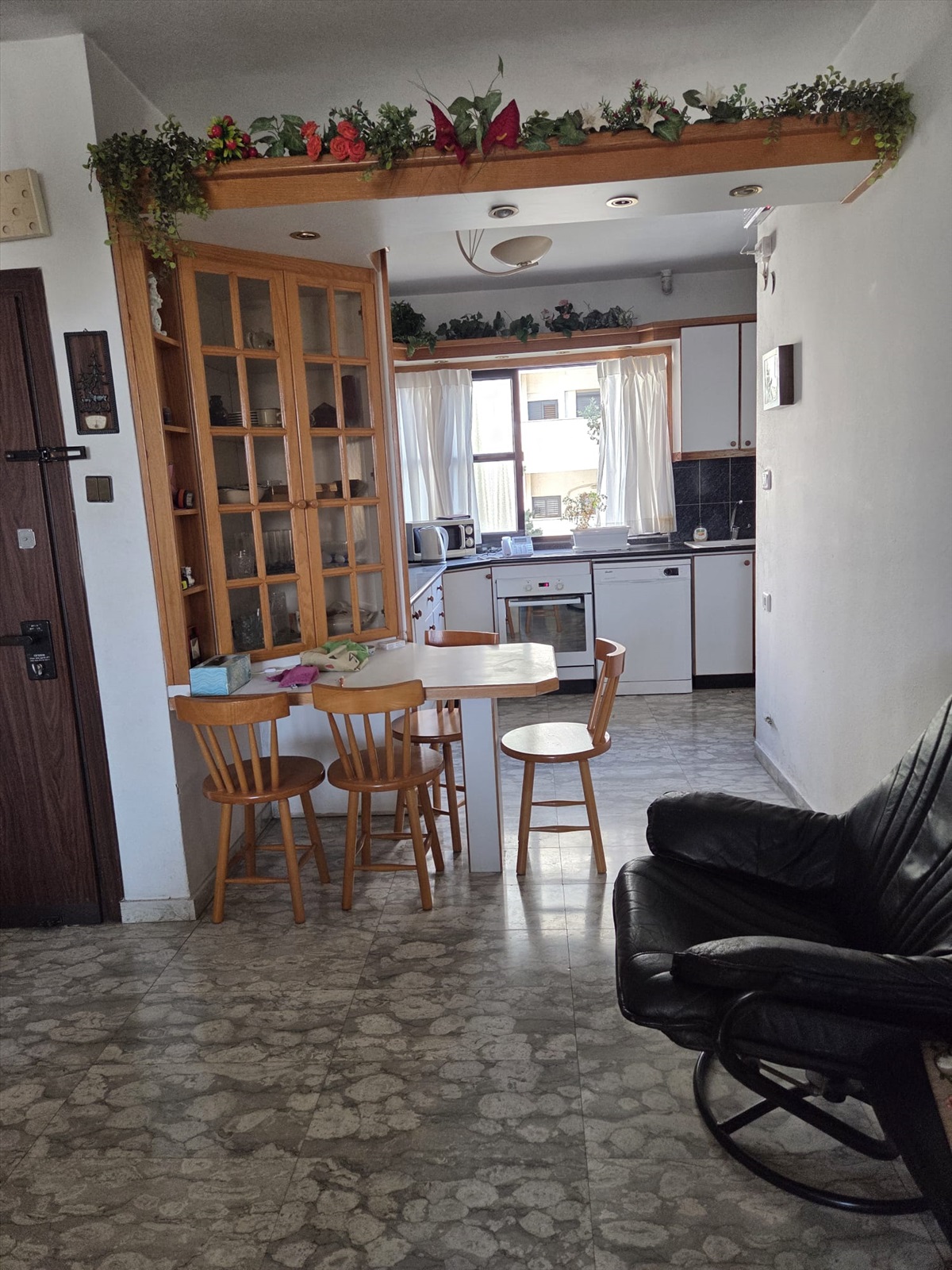 תמונה 1, דירה 3.5 חדרים להשכרה ברמת גן, יונה