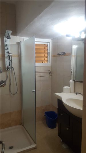 דירה להשכרה 3.5 חדרים בבת ים גבעתי 