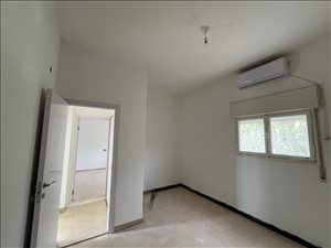דירה להשכרה 4 חדרים בחיפה  נחמיה  נווה שאנן  