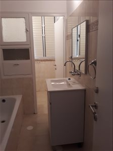 דירה להשכרה 4 חדרים בבת ים טבנקין  