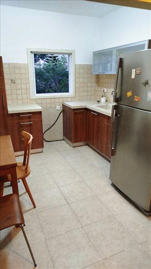 דירה להשכרה 4 חדרים בחולון אלופי צה''ל  