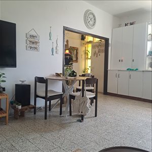 דירה להשכרה 4 חדרים בתנובות המוריה  מ 