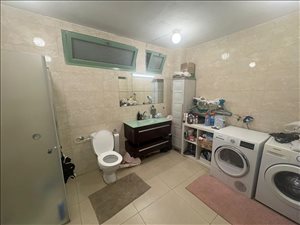 יחידת דיור להשכרה 5 חדרים בעין שריד עיט 5 חדשה 