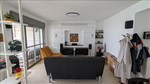 דירה להשכרה 5 חדרים בפתח תקווה תרזה קוגלמן 