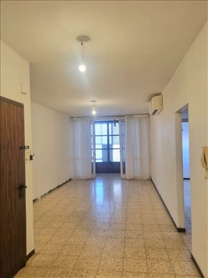 דירה להשכרה 3 חדרים בראשון לציון רוטשילד  