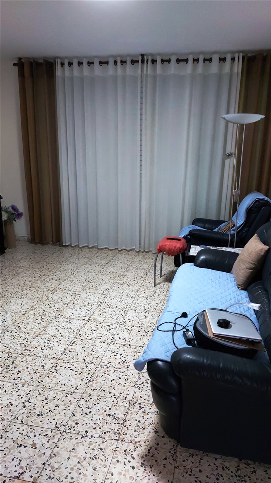 תמונה 5 ,דירה 4 חדרים להשכרה בחולון, שער האריות, קרית שרת