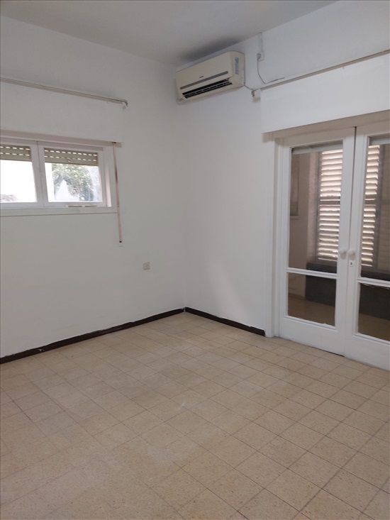 תמונה 8 ,דירה 2.5 חדרים להשכרה ברמת גן, דרך בן גוריון, 