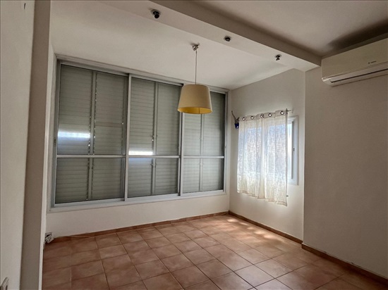 תמונה 3 ,דירה 2.5 חדרים להשכרה בגבעתיים, הל"ה, רמבם