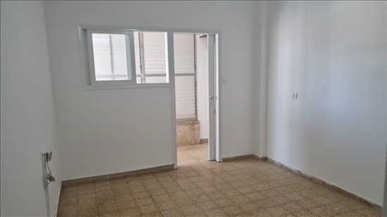 תמונה 3 ,דירה 3.5 חדרים להשכרה בפתח תקווה, פרץ נפתלי, לב המושבה