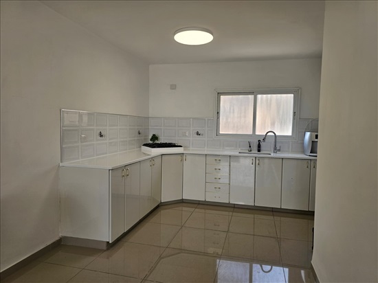 תמונה 2 ,דירה 4 חדרים להשכרה בטבריה, ציון בהלול, 