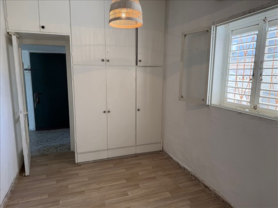 תמונה 3 ,דירה 2.5 חדרים להשכרה בחולון, זאב ז'בוטינסקי, אגרובנק
