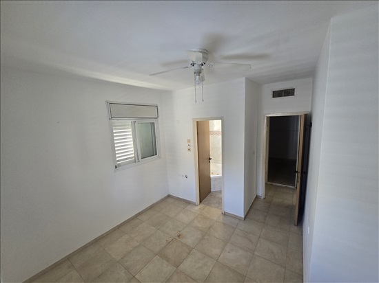 תמונה 4 ,דירה 3 חדרים להשכרה בגבעתיים, כצנלסון, 