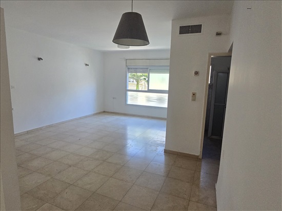 תמונה 1 ,דירה 3 חדרים להשכרה בגבעתיים, כצנלסון, 