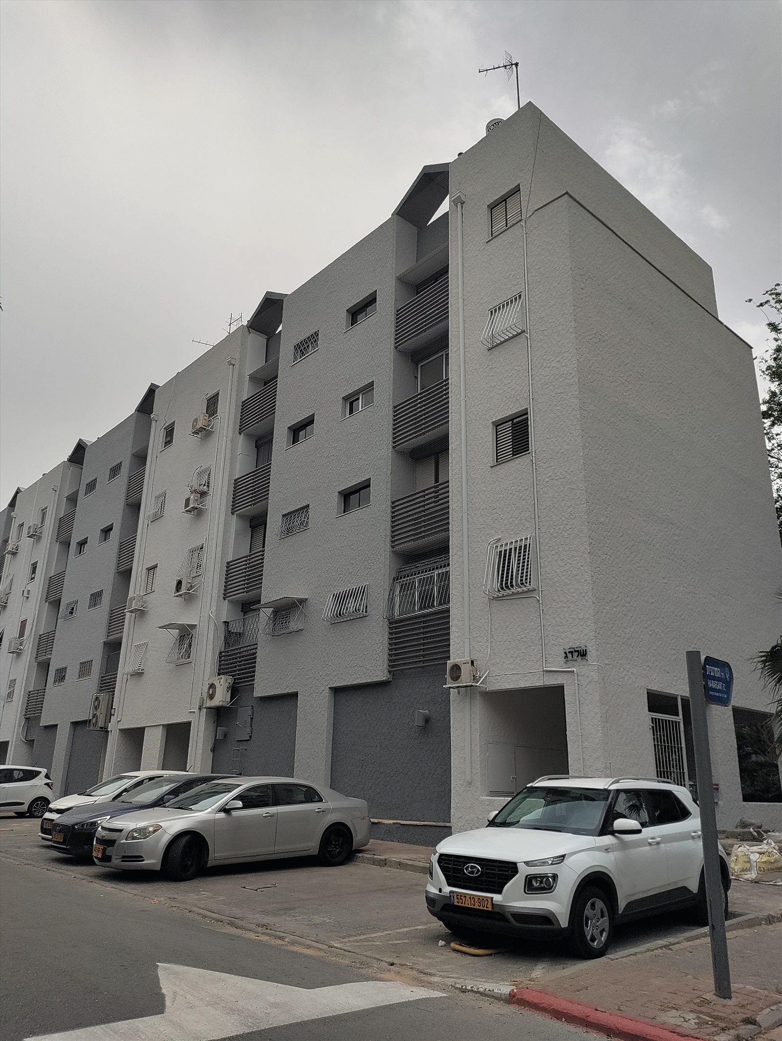 תמונה 1, דירה 3 חדרים להשכרה בראשון לציון, המרגנית , קריית ראשון
