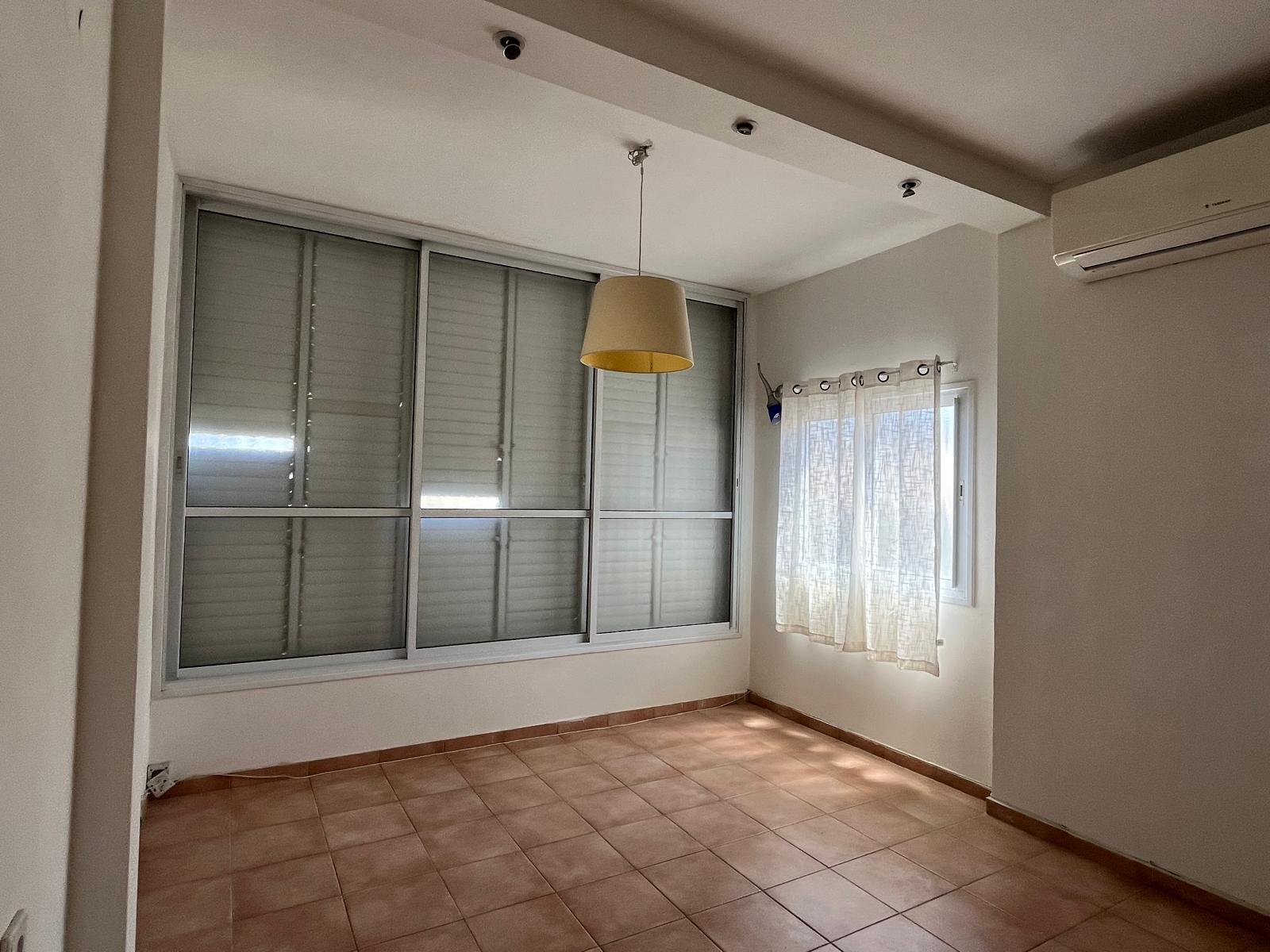 תמונה 3, דירה 2.5 חדרים להשכרה בגבעתיים, הלה, רמבם