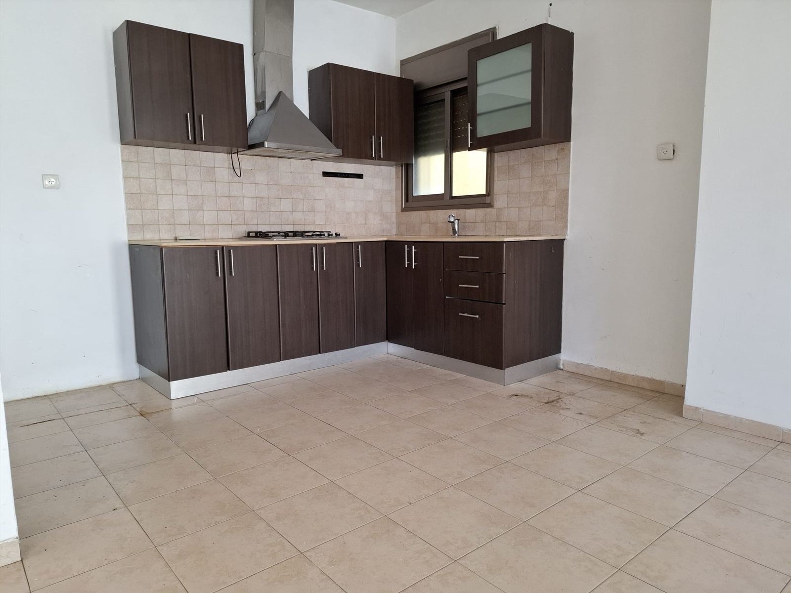 תמונה 3, דירה 3 חדרים להשכרה בקרית אתא, מורדי הגטאות