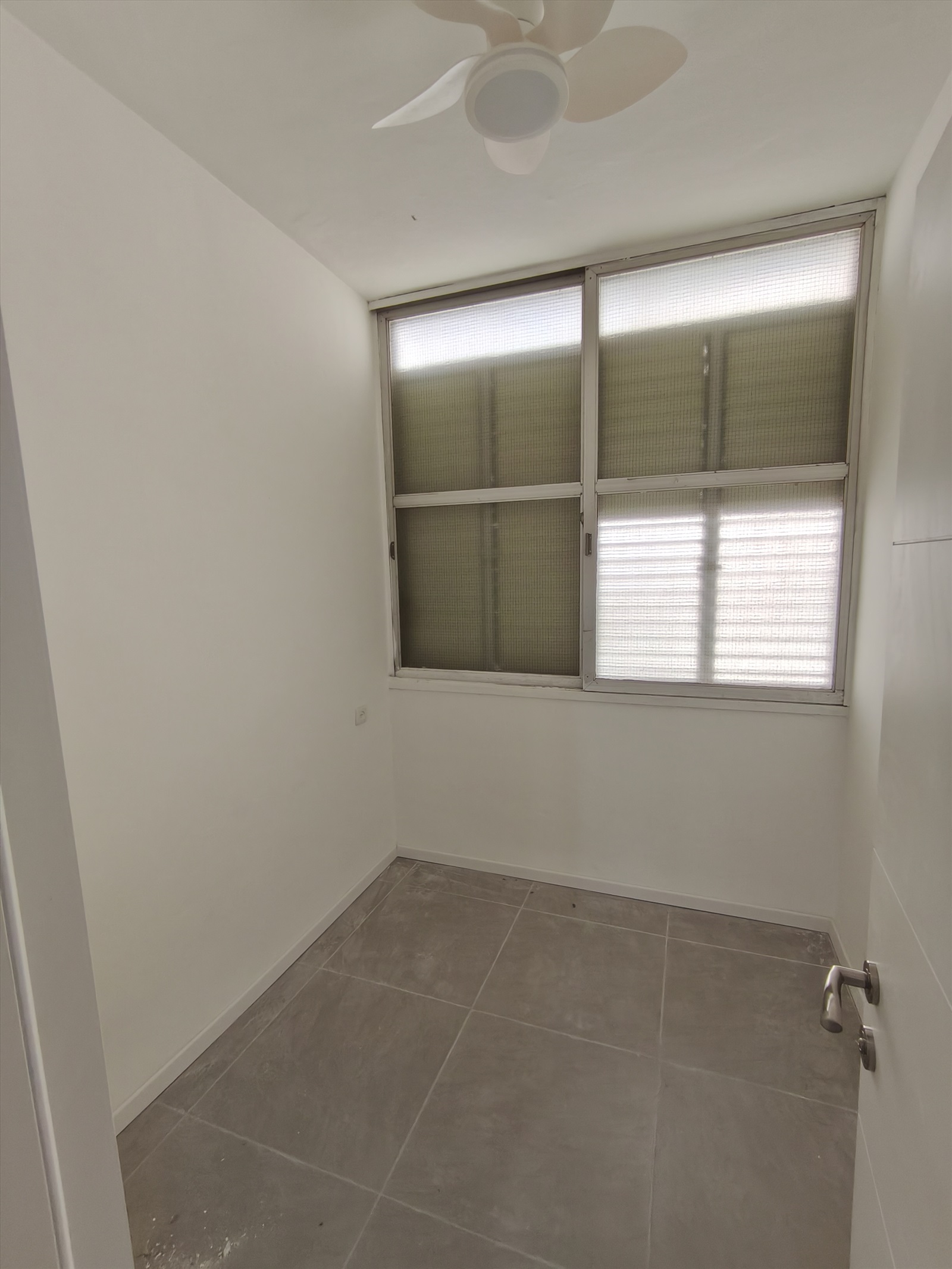 תמונה 2, דירה 2.5 חדרים להשכרה בפתח תקווה, רמבם, לב המושבה