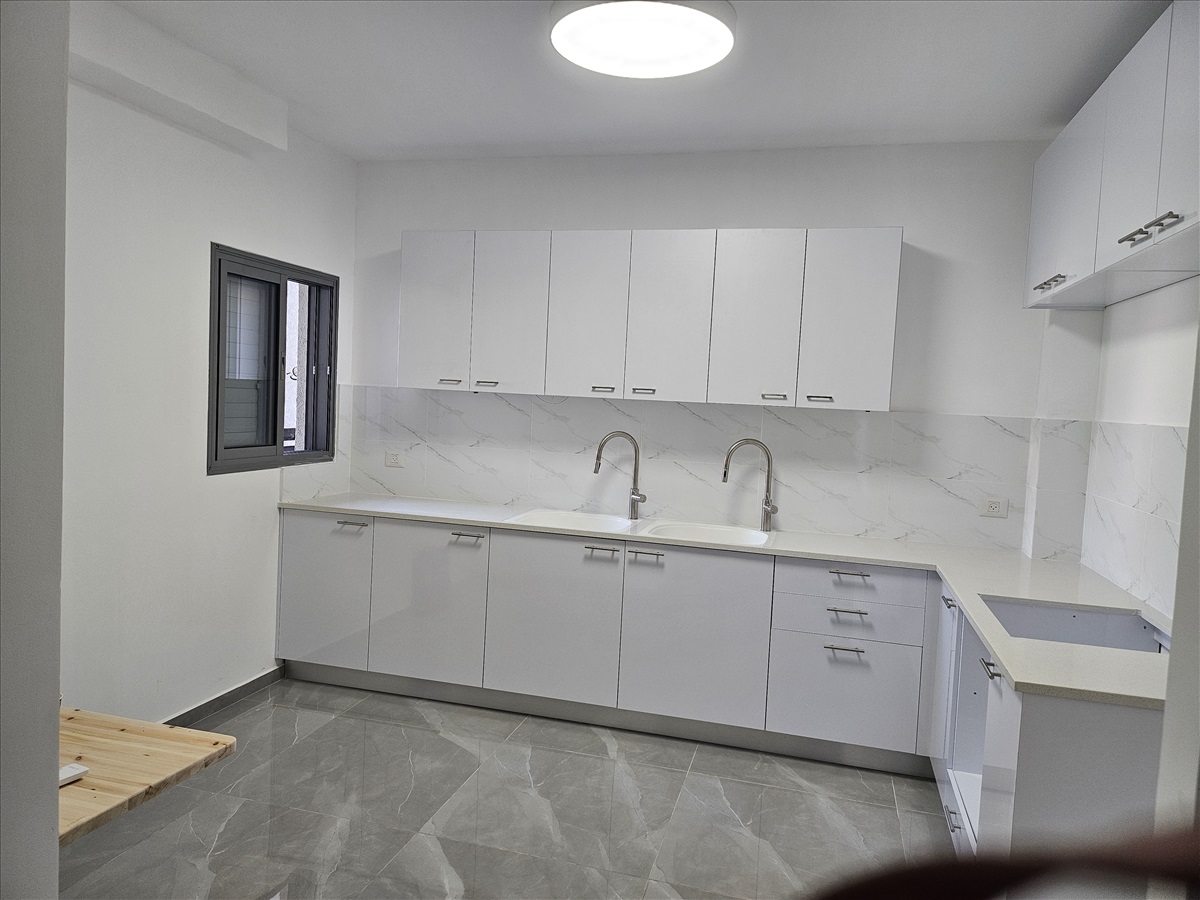 תמונה 1, דירה 4 חדרים להשכרה בבני ברק, הרב חי טייב, קרית הרצוג