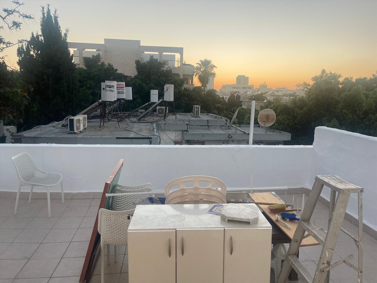 תמונה 1, דירת גג 1.5 חדרים להשכרה בתל אביב יפו, י ל גורדון 58, מרכז