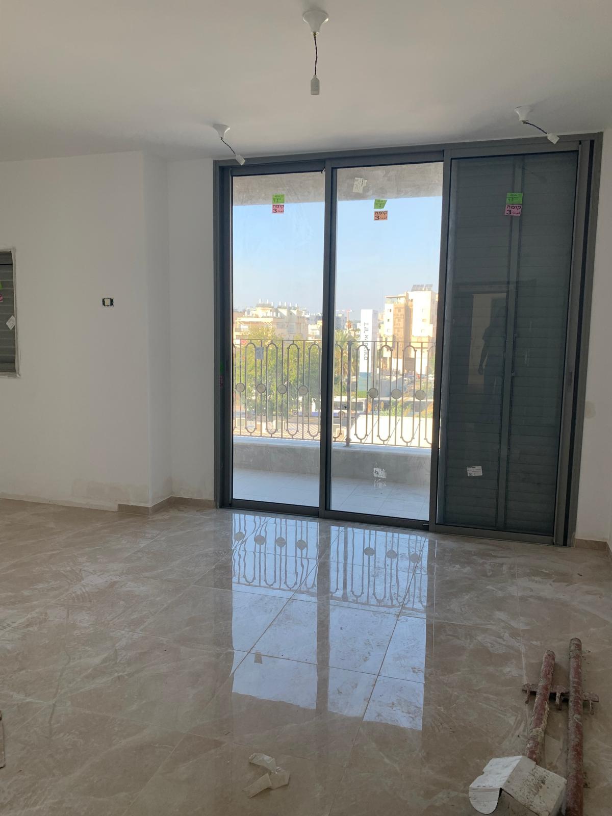 תמונה 1, דירה 3 חדרים להשכרה בבני ברק, הרב צירלסון, גני גד (שיכון ה)