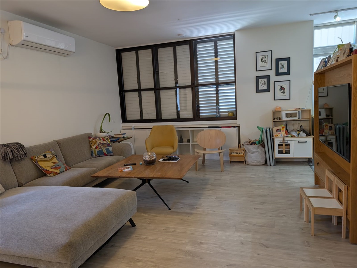 תמונה 1, דירה 4.5 חדרים להשכרה בנס ציונה, הרצל, מערב