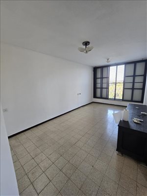 דירה להשכרה 3 חדרים בהרצליה הר שומרון יד התשעה 