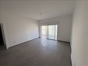 דירה להשכרה 4 חדרים בראש העין אלישע הנביא 