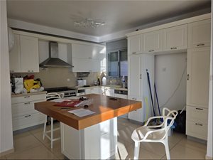 דירה להשכרה 4 חדרים בראשון לציון חיל האויר 3  נווה חוף 