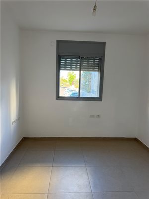 דירה להשכרה 5 חדרים בפרדס חנה - כרכור גבע 