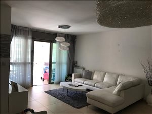 דירה להשכרה 4 חדרים בירושלים אברהם פררה הולילנד 