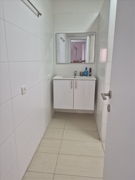 תמונה 6 ,יחידת דיור 3 חדרים להשכרה בגן יבנה, העצמאות 33, 