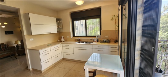 תמונה 4 ,דירה 4 חדרים להשכרה בירושלים, יהושע בן נון, קטמון הישנה