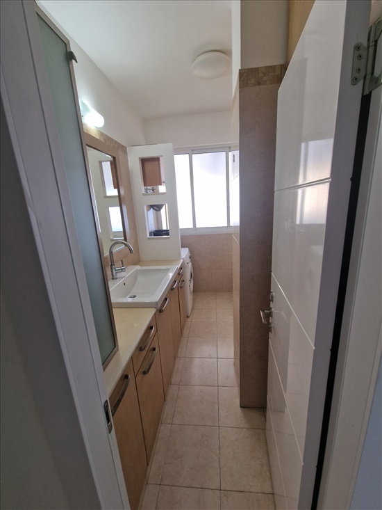 תמונה 6 ,דירה 4 חדרים להשכרה בראשון לציון, ז'בוטינסקי, אברמוביץ