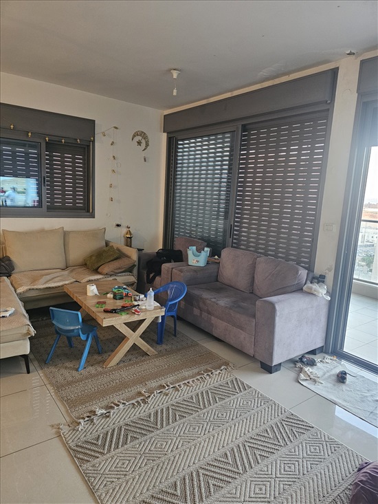 תמונה 6 ,דירה 5 חדרים להשכרה בעפולה, שד' רובע יזרעאל, רובע יזרעאל