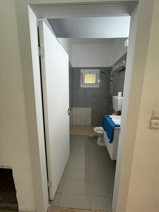 תמונה 4 ,דירת גן 3.5 חדרים להשכרה בחולון, חיים וייצמן, 