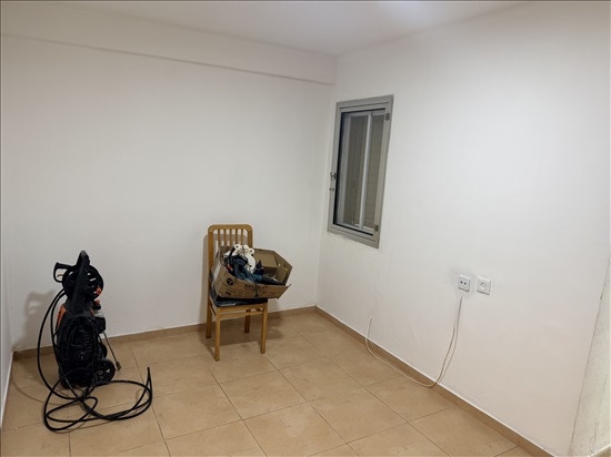תמונה 5 ,דירה 4 חדרים להשכרה בקדימה צורן, שדרות יצחק בן צבי, 